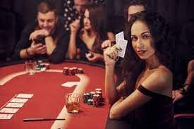 Live blackjack table on koitoto l with Bet Slip overlay showing current stake and payout calculation